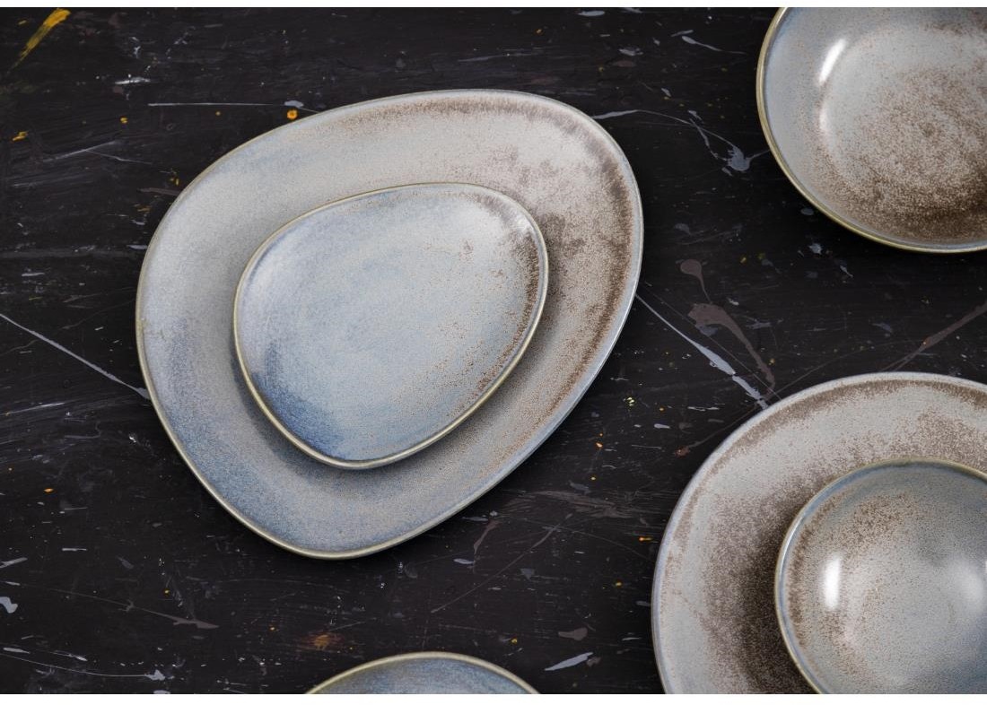 Olympia Assiettes triangulaires Ember Blue 308mm (lot de 4) 