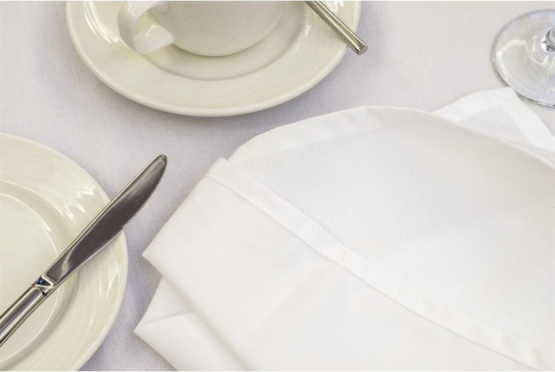  Mitre Essentials Nappe ronde blanche Occasions 2300mm 