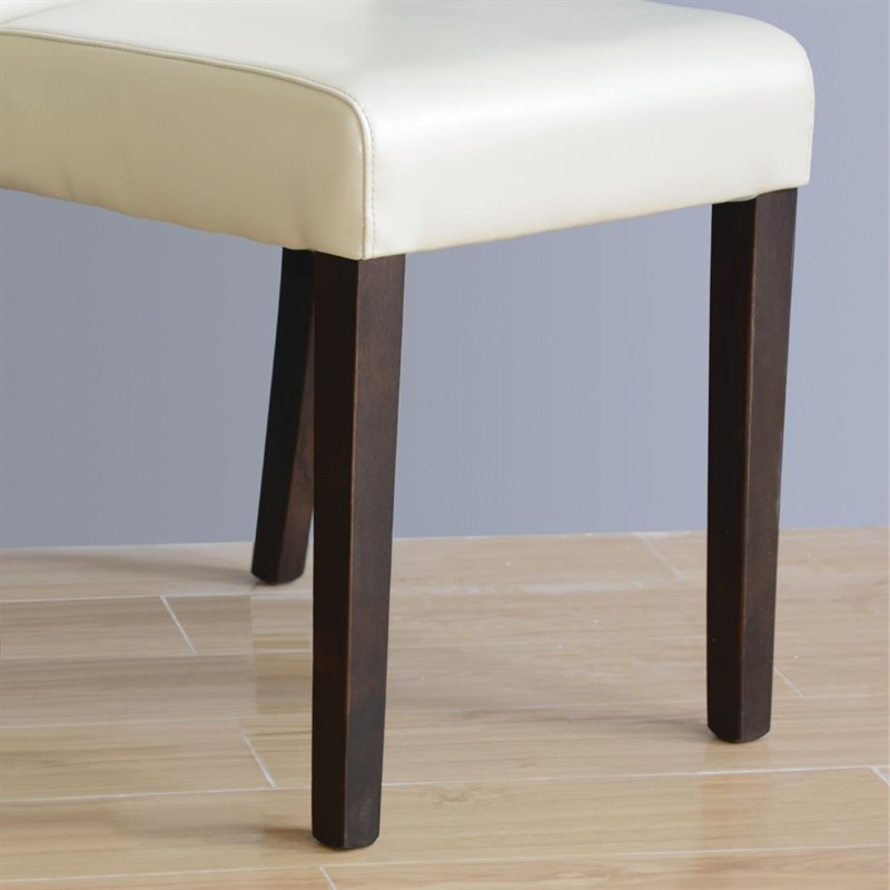  Bolero Chaises en simili cuir cr&egrave;me 